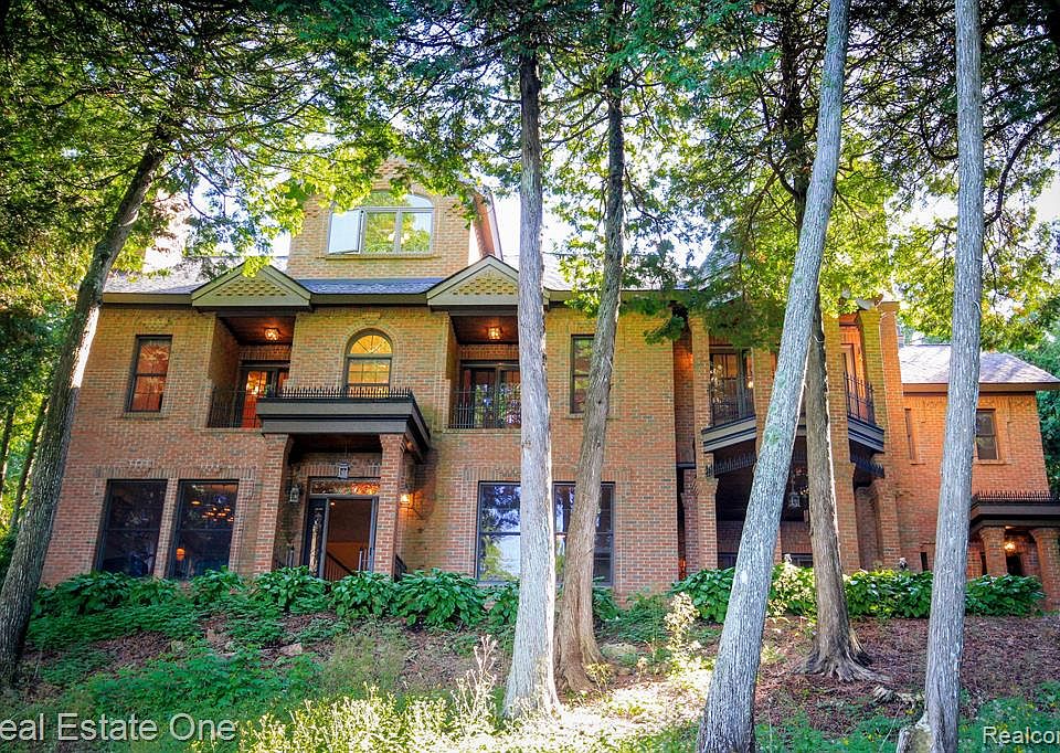 2796 Lake Shore Dr, Mackinac Island, MI 49757 MLS 20230029080 Zillow