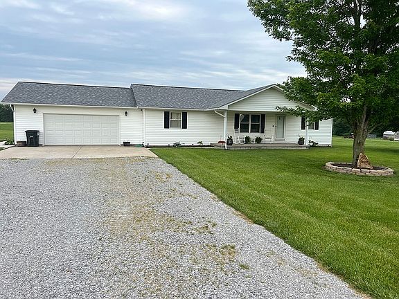 2nd image of 9528 N Monmouth Ln