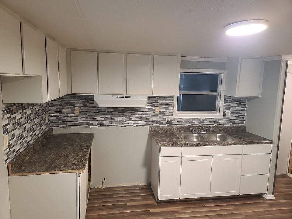 1st image of 61 Whitley Dr