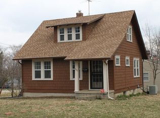 500 E Manor Rd, Independence, MO 64055