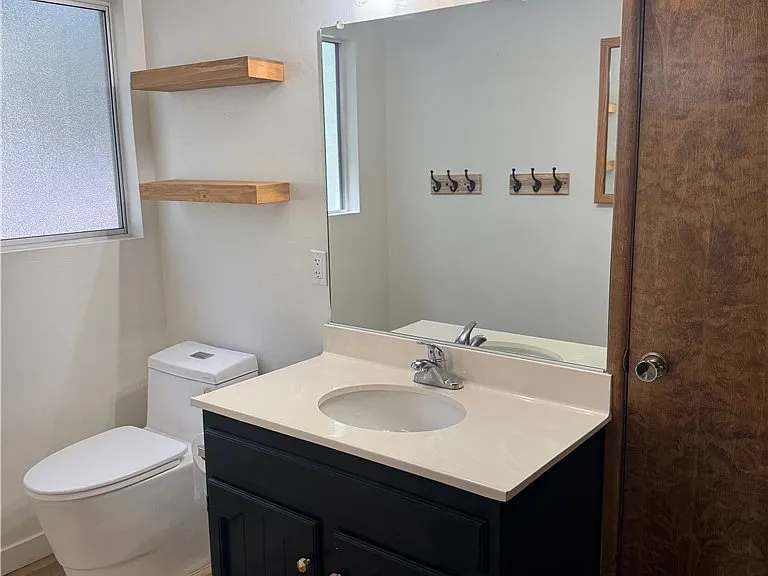 956 Teakwood Dr — Photo 16
