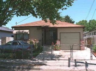 9712 North Cir #D, Oakland, CA 94611