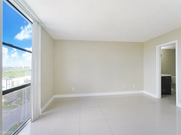 13499 Biscayne Blvd APT 805, North Miami, FL 33181