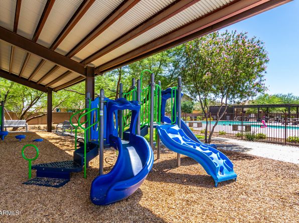 17320 W Daley Ln, Surprise, AZ 85387