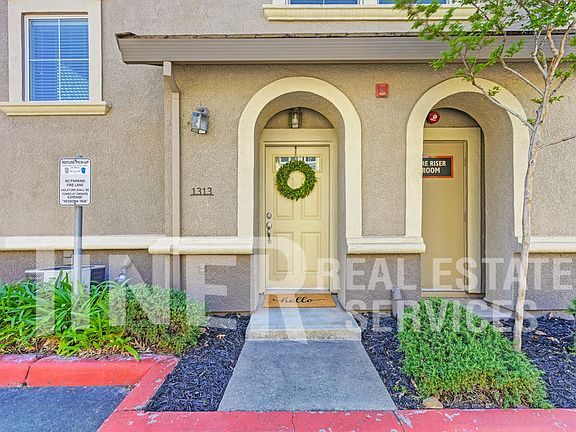 5th image of 1313 Vessona Cir