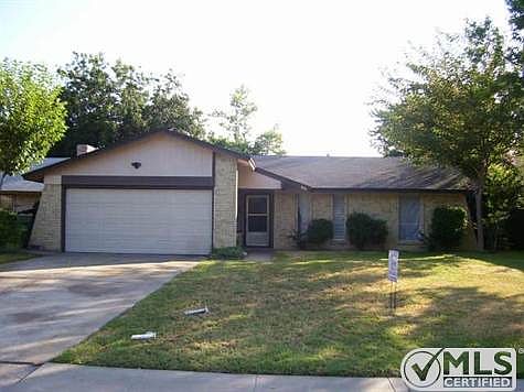 2nd image of 1126 Meandering Way