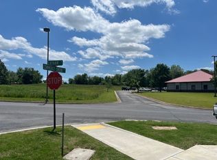 325 S 6th Pl, Lowell, AR 72745