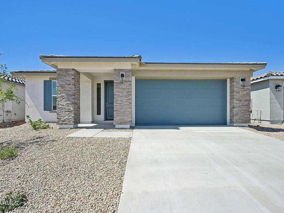 1st image of 2822 E PADUA Avenue