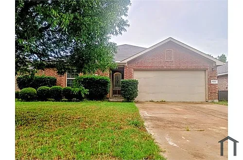 9004 Holliday Ln Photo 1