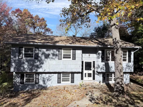 20 McGill Rd, Monroe, NY 10950