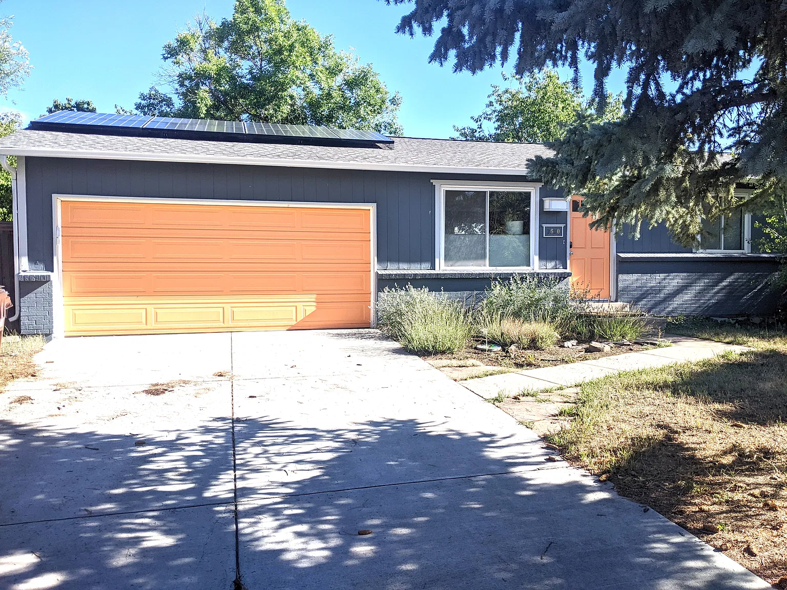 3 bed, 2100 sqft, $3,680 — Photo 4
