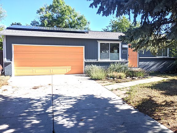 4th image of 7670 Berwick Ct