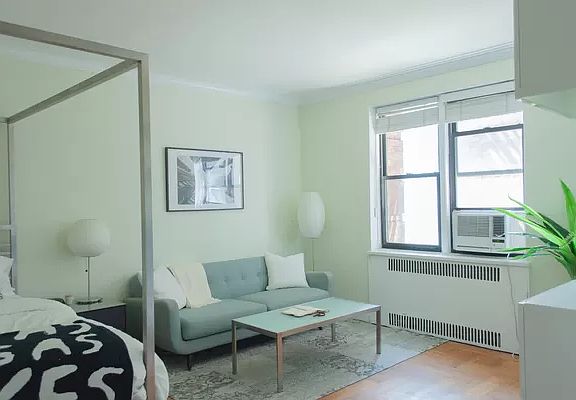 2nd image of 3015 Riverdale Ave APT 1F