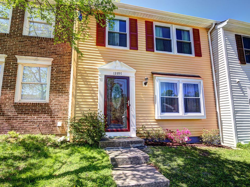 1st image of 13597 Bentley Cir