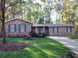155 Lakeforest Dr, Athens, GA 30607