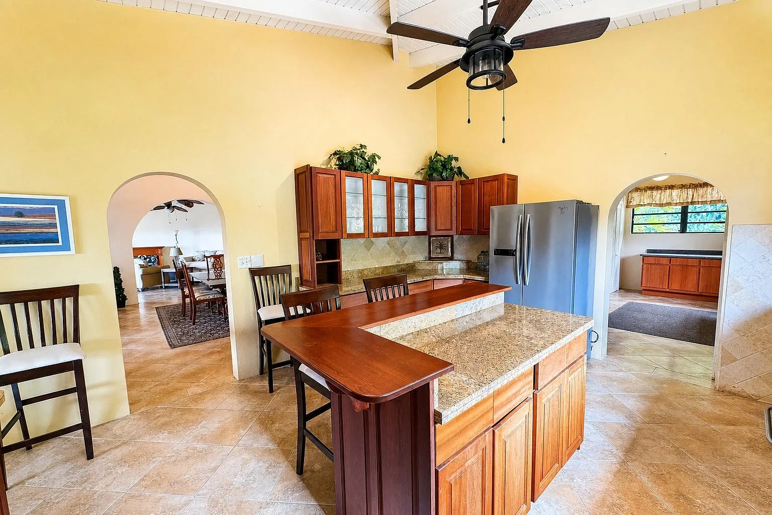 4 bed, $5,500 — Photo 4