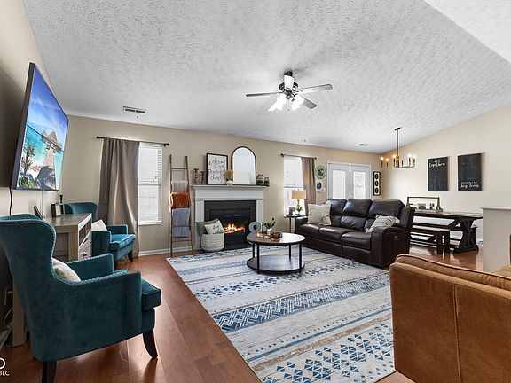 5th image of 4 Westview Pl