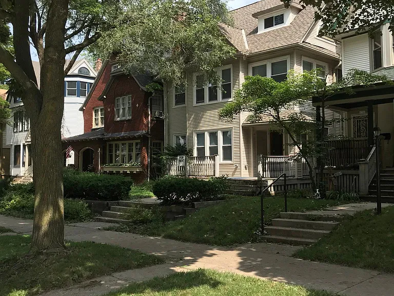 2706 N Stowell Ave — Photo 16