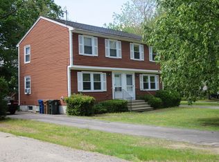26 Oakwood Dr, Saco, ME 04072