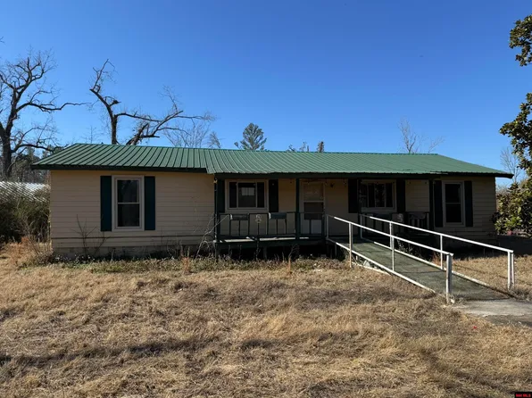 446 Steamboat Dr, Norfork, AR 72658