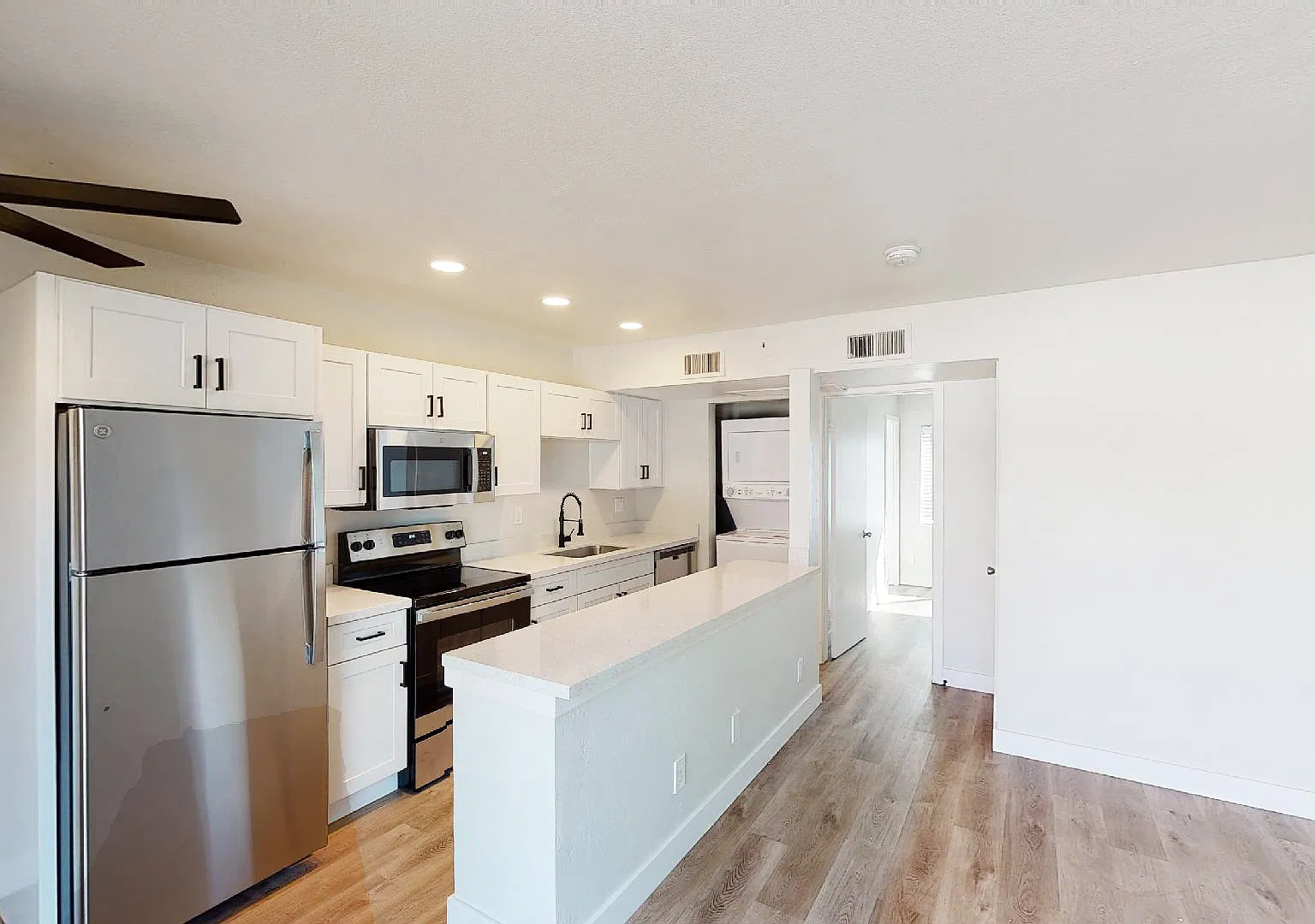 1712-1724 E Ocotillo Rd — Photo 1