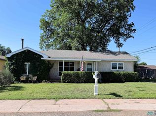 209 E Plaza Dr, Clovis, NM 88101