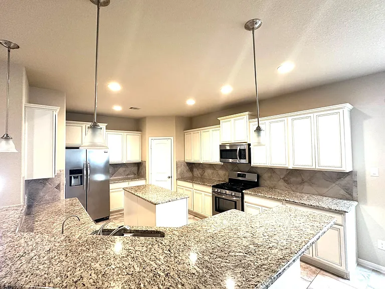 22407 Ebbets Field Dr — Photo 8