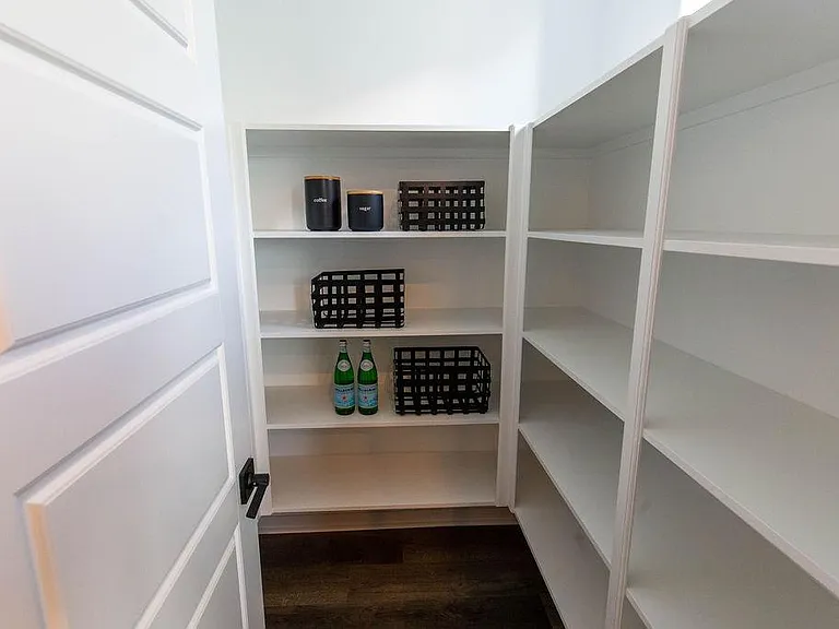 905 Madonna Rd — Photo 13