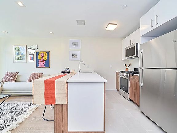 4th image of 521 W 134th St #5C