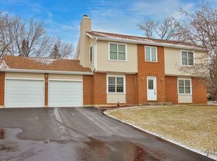 1416 Sudeenew Dr, McHenry, IL 60051