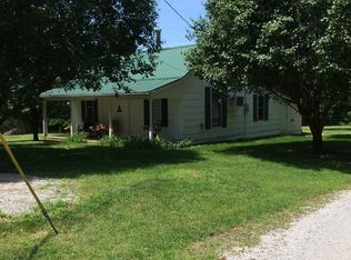 1060 Wallace Ln, Lawrenceburg, KY 40342