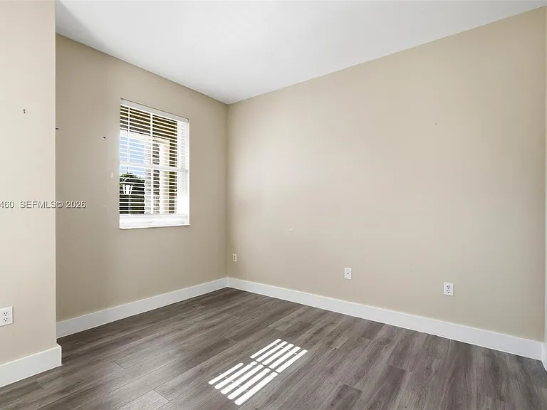 2247 NE 42nd Ave — Photo 18