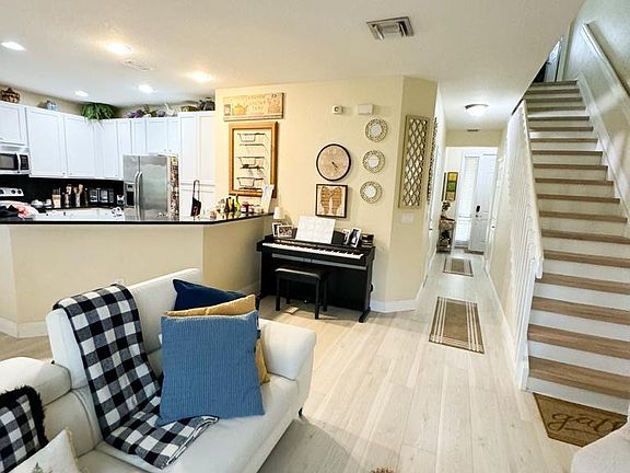 4th image of 4717 Grand Cypress Circle