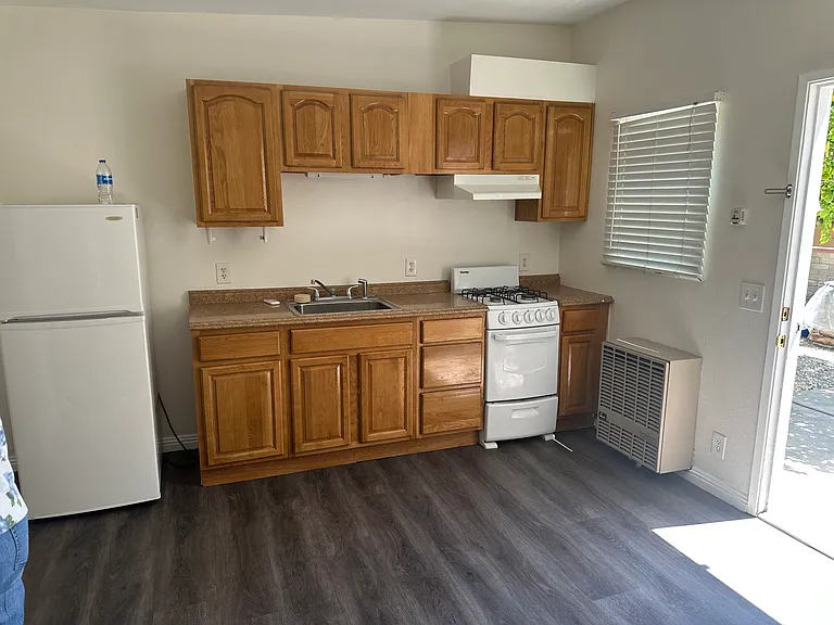 314 S Pine St #1/2 — Photo 2