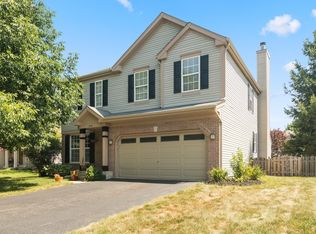 848 Summerhill Dr, Aurora, IL 60506