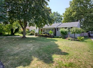 99 Pearce Dr, Amherst, NY 14226