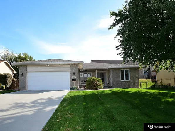 2207 N 150th Ave, Omaha, NE 68116