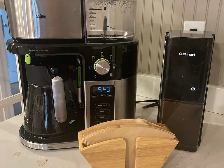 Braun coffee maker and Keurig included