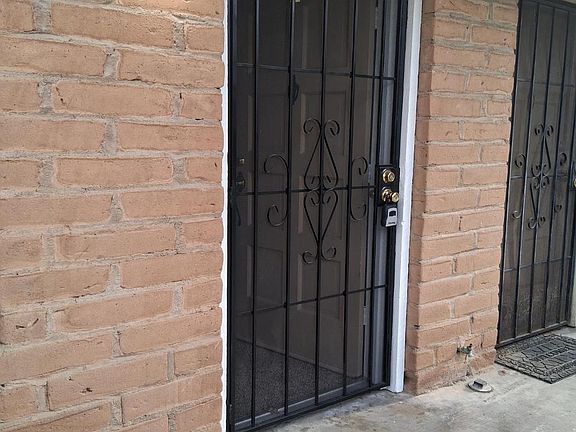 3rd image of 4136 N Thesta St APT 9