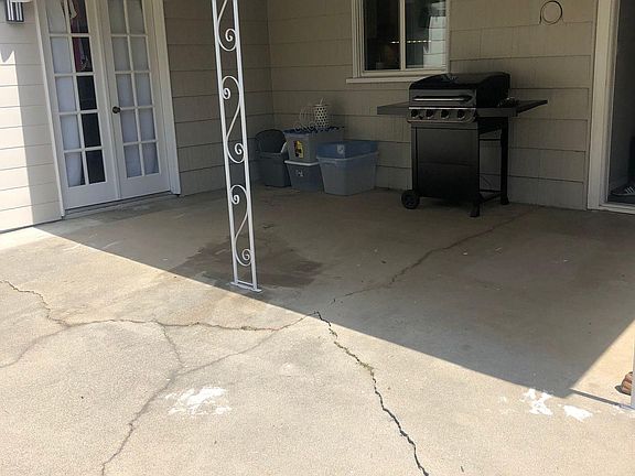 5th image of 543 N Vista Bonita Ave