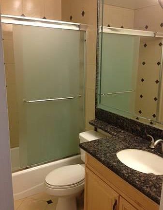 3rd image of 3712 Mentone Ave #8