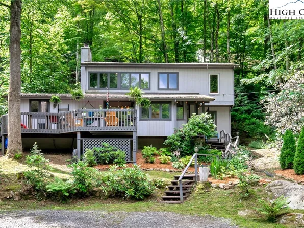 424 Clubhouse Drive, Banner Elk, NC 28604