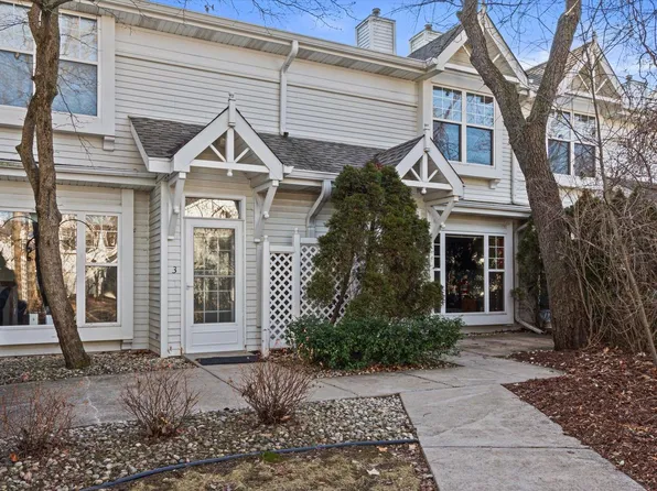 6168 South Creekside DRIVE #4, Cudahy, WI 53110