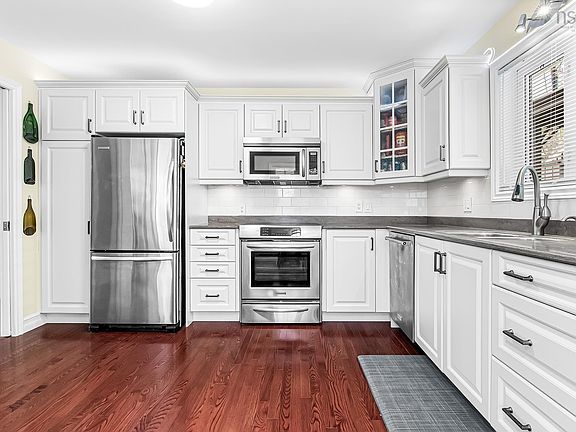 4th image of 91 Ridgevale Dr
