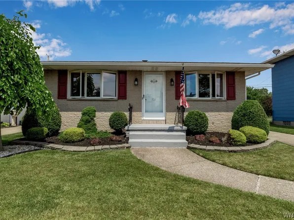 101 Vern Ln, Buffalo, NY 14227