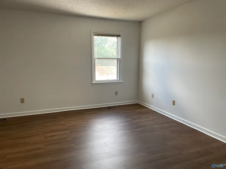 6613 Steeplechase Dr NW — Photo 29