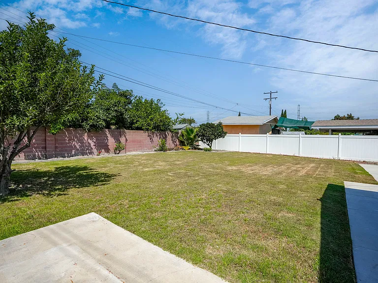10861 Markev St — Photo 27
