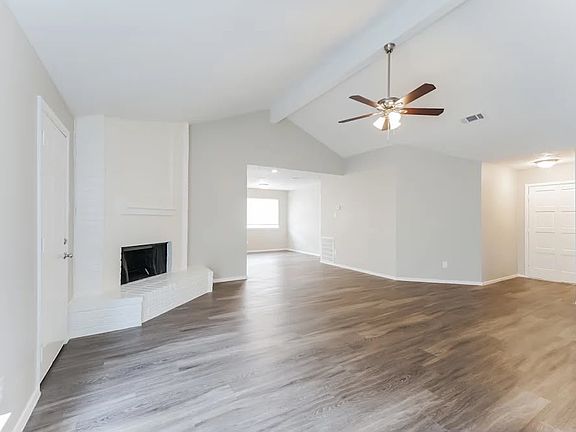 4th image of 7019 Pickett Dr #1