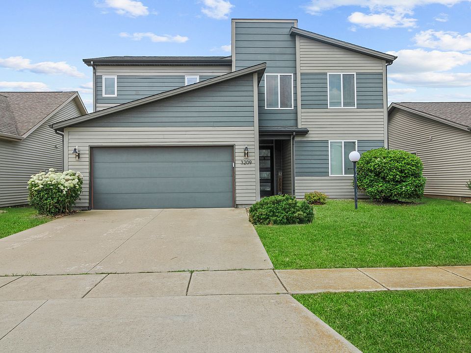 1st image of 3209 Stanley Ln