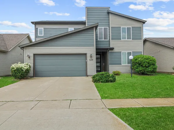 3209 Stanley Ln, Champaign, IL 61822